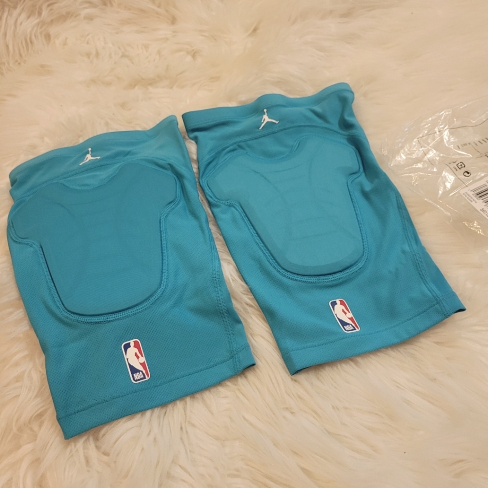 Jordan NBA Issue Padded Knee Sleeves - Teal